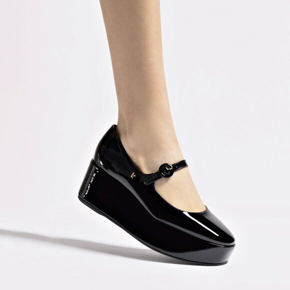 Larroudé Blair Flatform Pumps - Picture 11 of 14